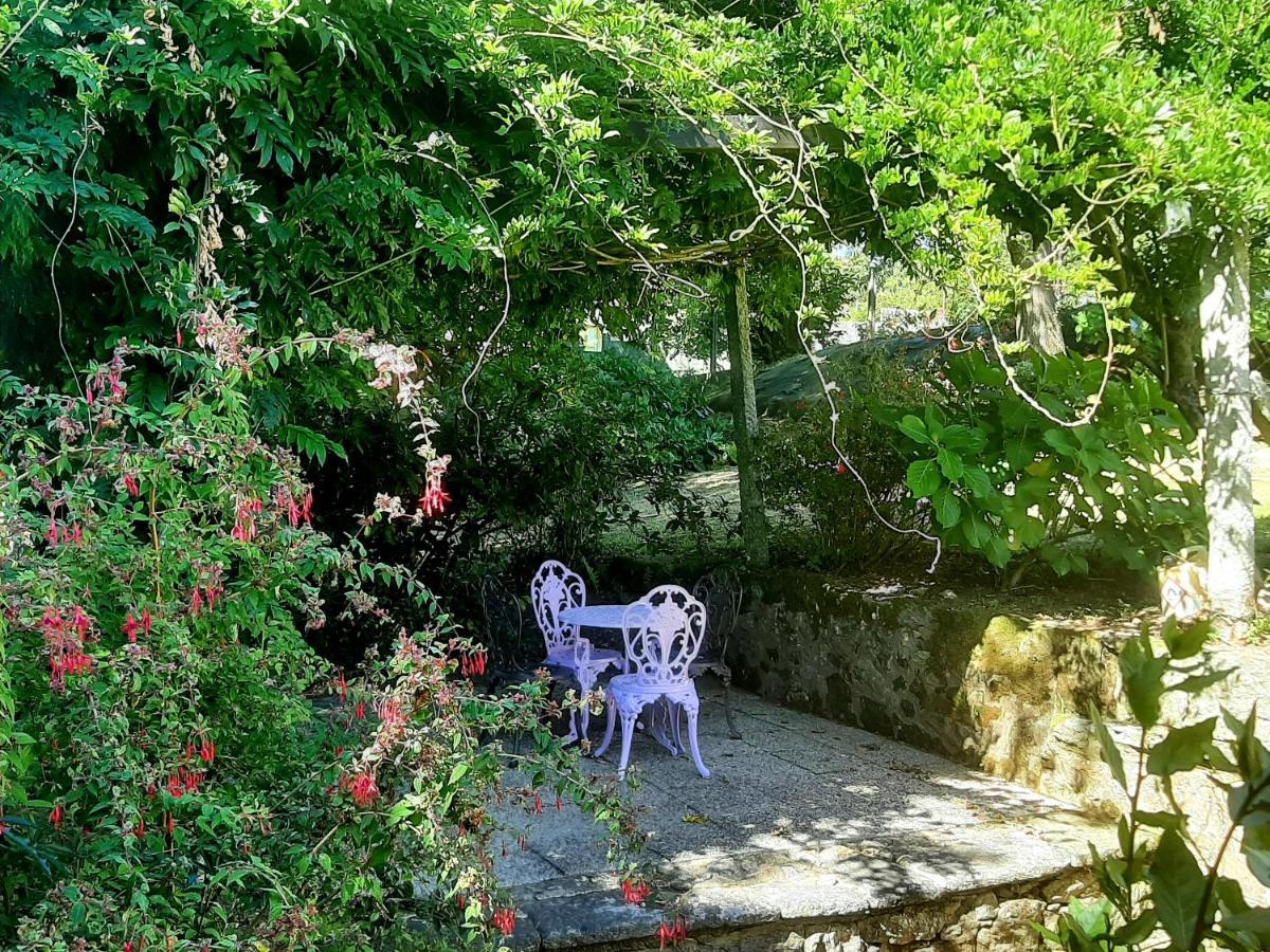 As Seis Chemineas Villa San Julian De Sales Exterior photo